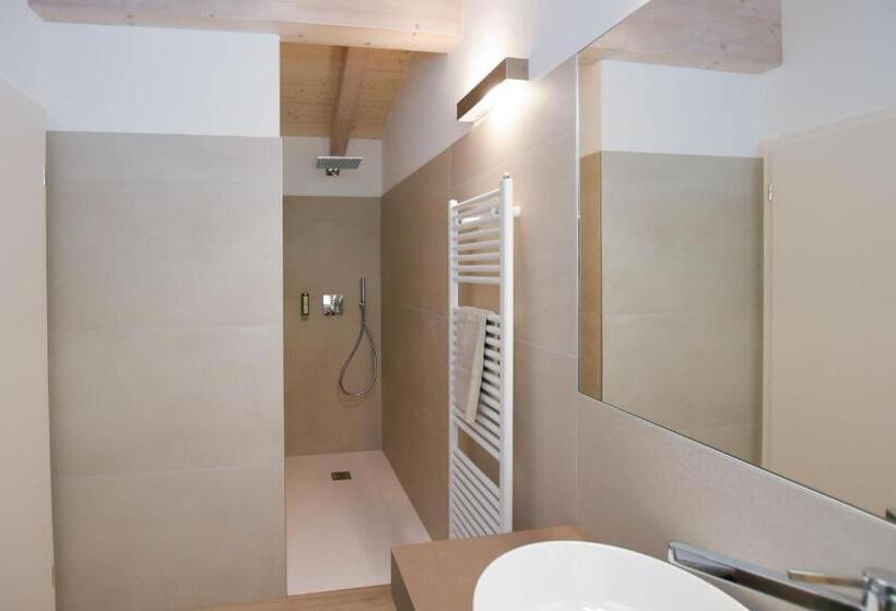 هتل Agritur Casteller