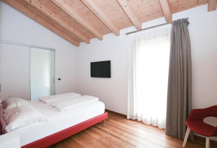 هتل Agritur Casteller