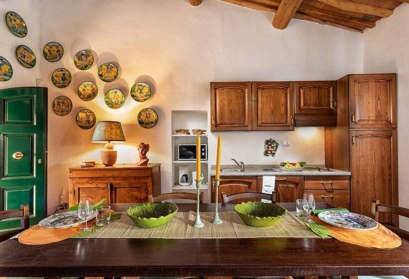 هتل Agriturismo La Papessa