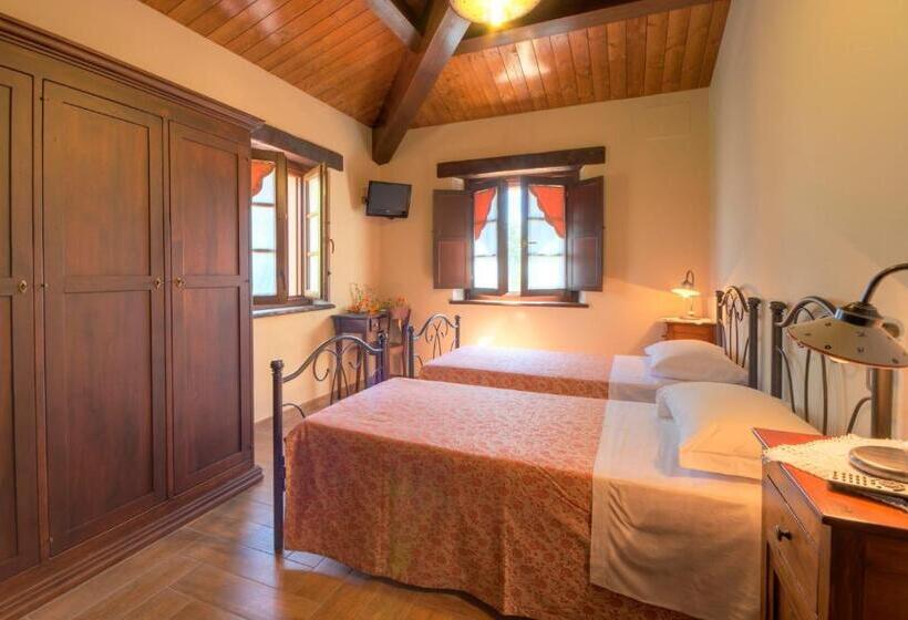 Отель Azienda Agrituristica Le Bucoliche