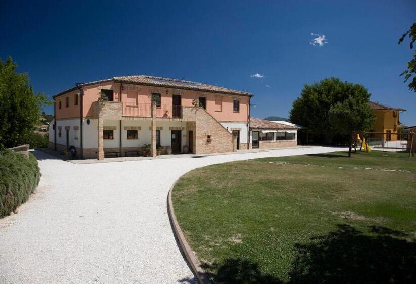 Отель Azienda Agrituristica Le Bucoliche