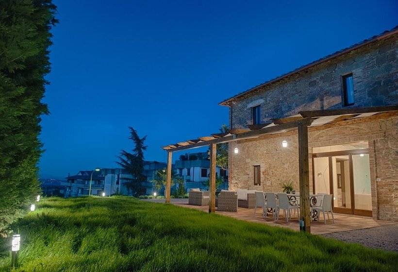 فندق Antica Quercia Villa & Spa