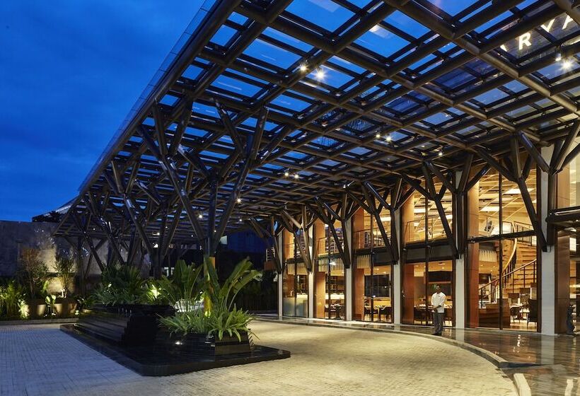 酒店 Aryaduta Bali