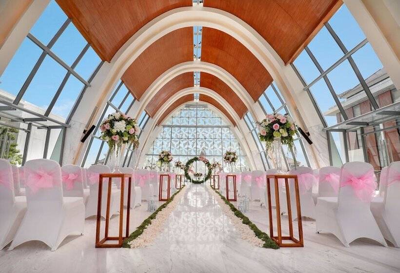 酒店 Aryaduta Bali