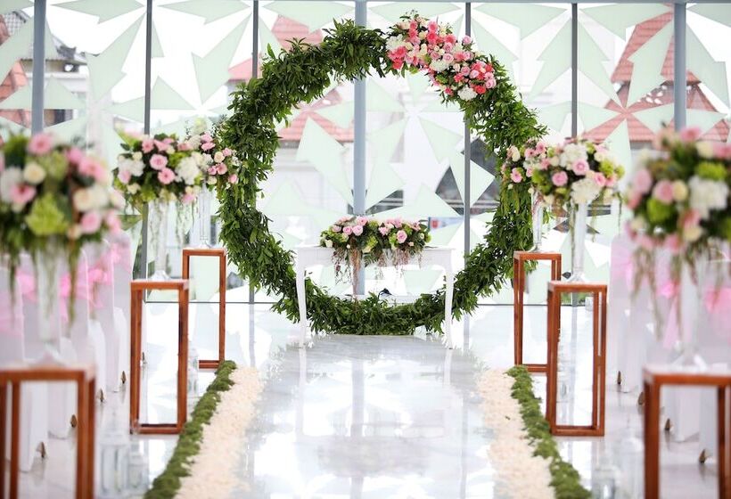 酒店 Aryaduta Bali