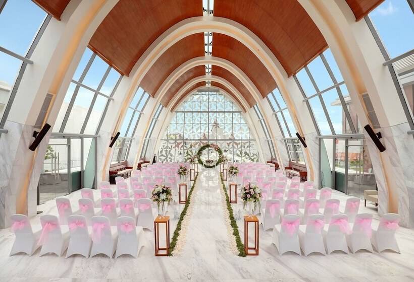 酒店 Aryaduta Bali