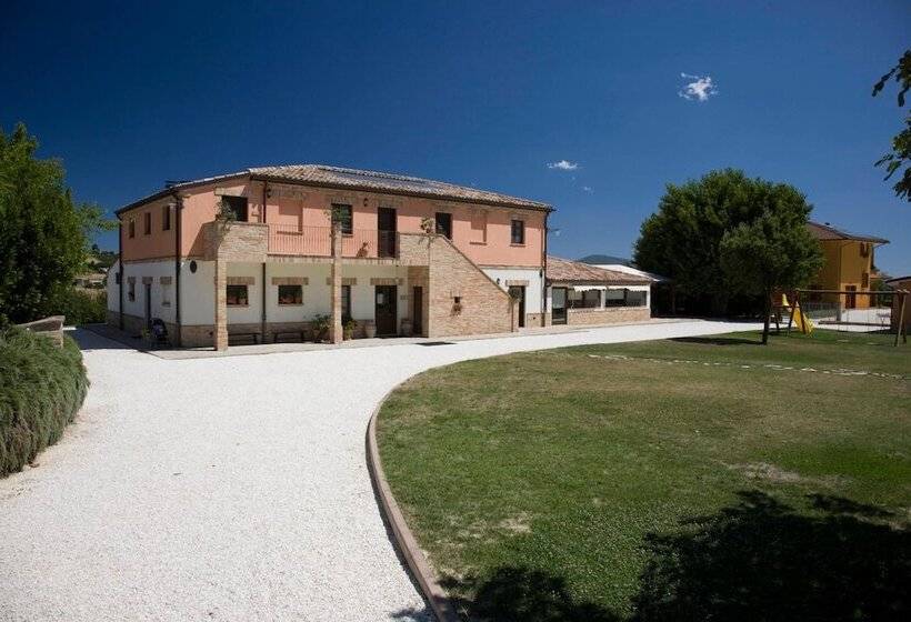 Отель Azienda Agrituristica Le Bucoliche