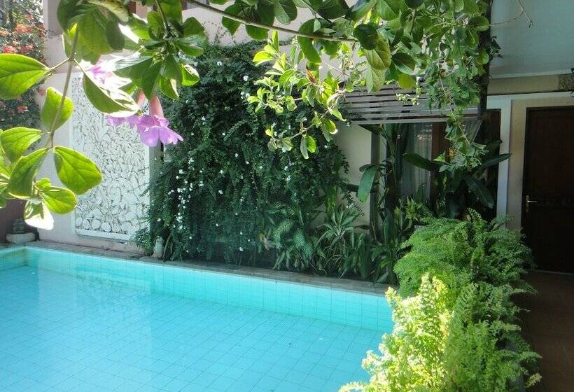 Отель Balira Airport