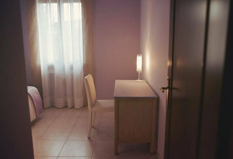 ホテル B&b Il Faggio Rosso