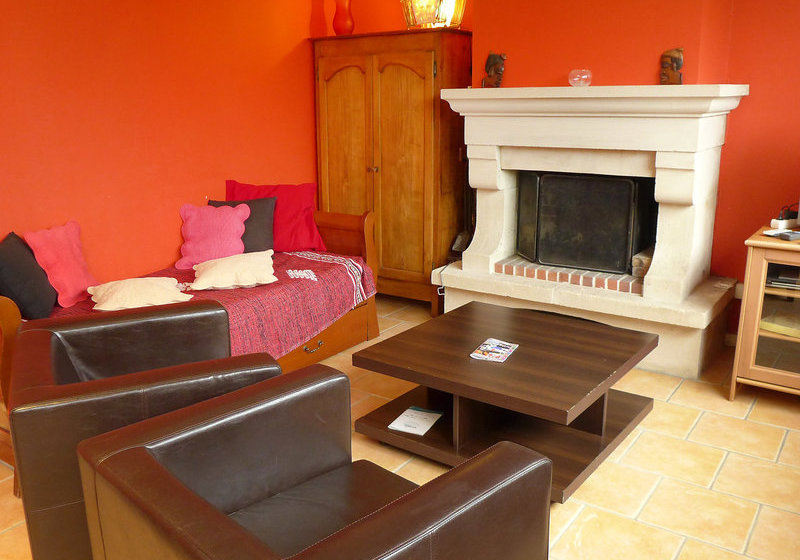 Отель Beaux Retours