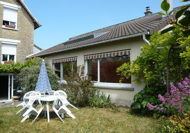 Отель Beaux Retours