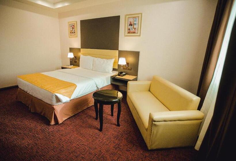 هتل Butuan Grand Palace