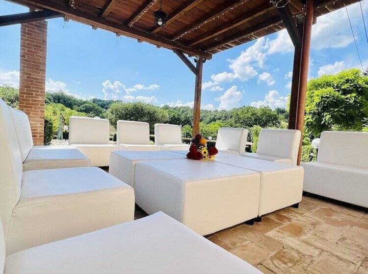 בית מלון כפרי Casale Serena