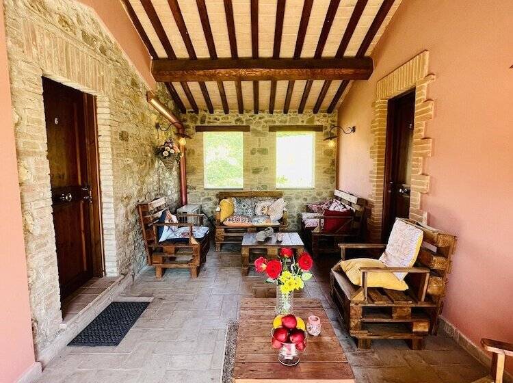 בית מלון כפרי Casale Serena