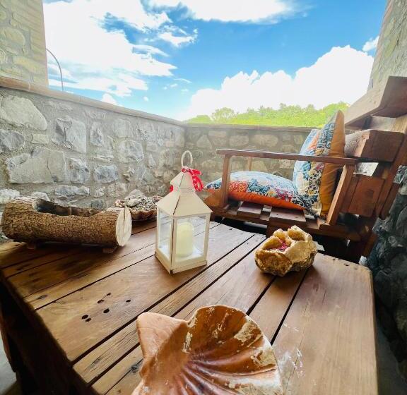 בית מלון כפרי Casale Serena