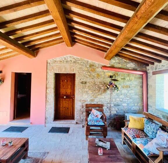 בית מלון כפרי Casale Serena