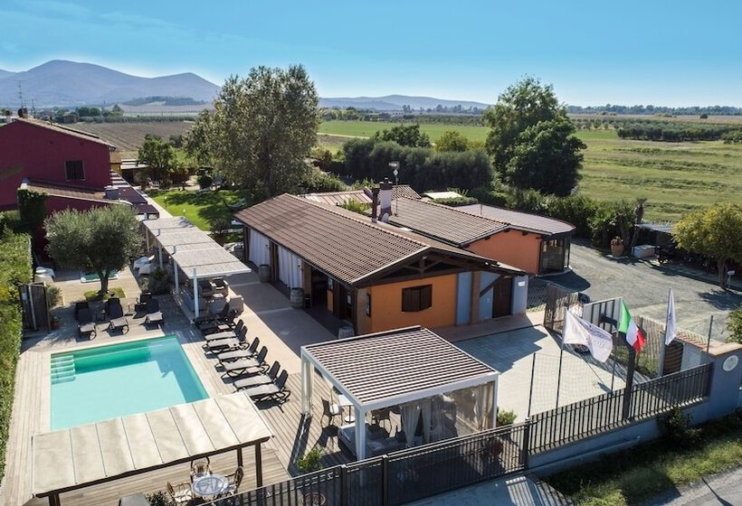 هتل Country Resort Le Due Ruote