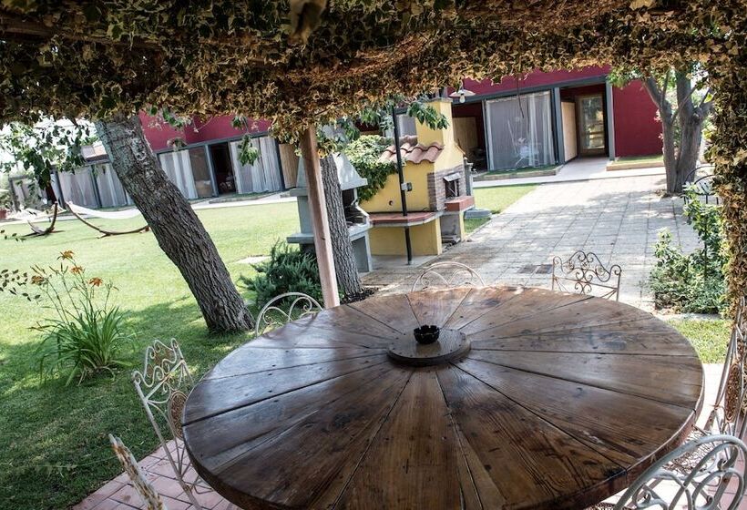 هتل Country Resort Le Due Ruote