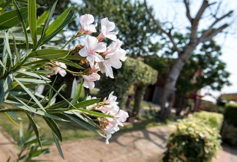 هتل Country Resort Le Due Ruote