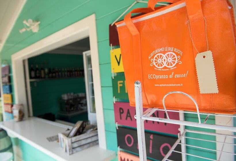 هتل Country Resort Le Due Ruote