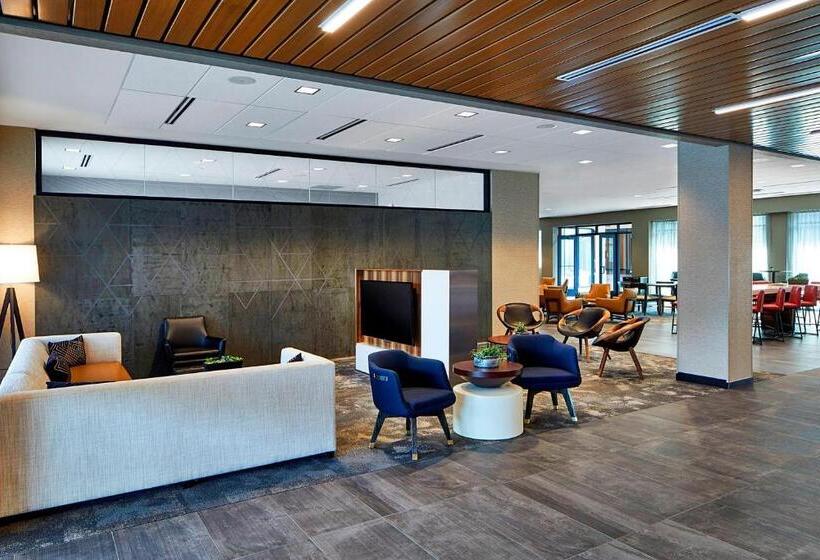 فندق Courtyard By Marriott Minneapolis West