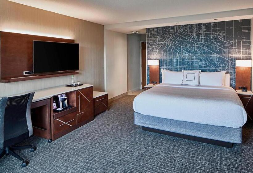 فندق Courtyard By Marriott Minneapolis West