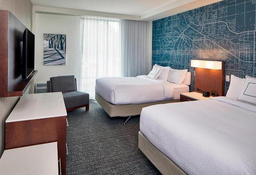 فندق Courtyard By Marriott Minneapolis West