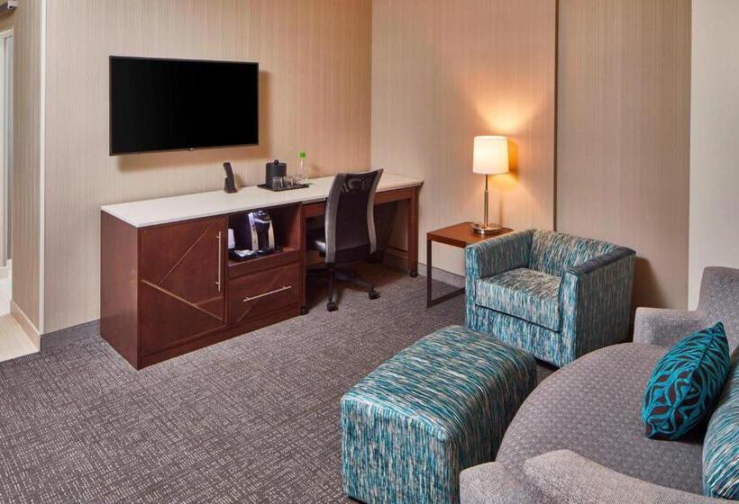 فندق Courtyard By Marriott Minneapolis West