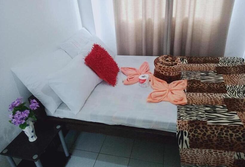 בית מלון כפרי De Hagan Transient Baguio City