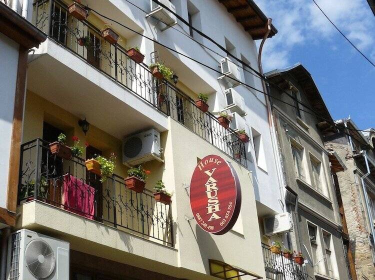 Family Hotel Varusha