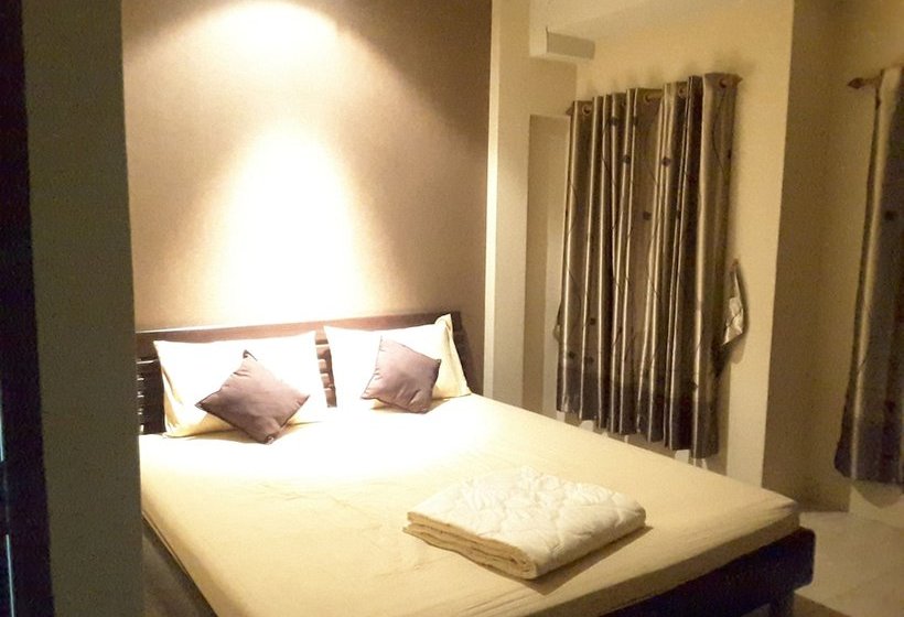 Отель Fueangfu Hostel