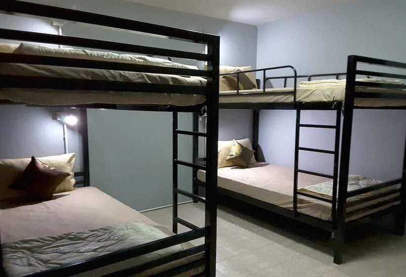 Отель Fueangfu Hostel