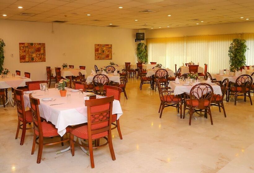 Fujairah Hotel & Resort