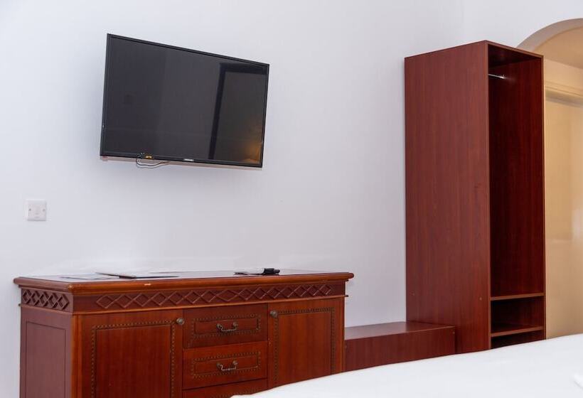 Fujairah Hotel & Resort