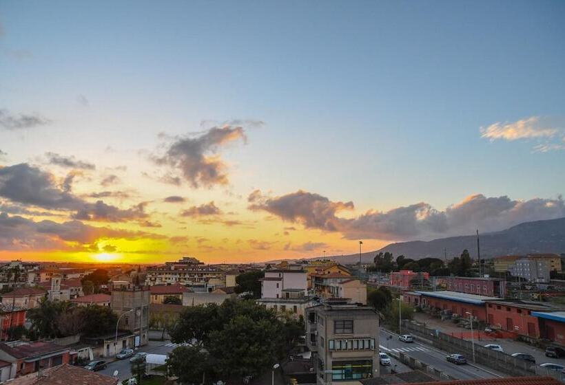 ホテル B&b Lamezia Airport