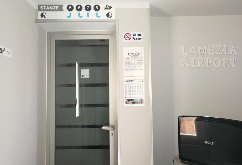 ホテル B&b Lamezia Airport