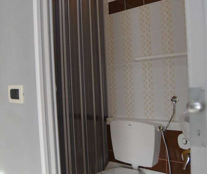 ホテル B&b Lamezia Airport