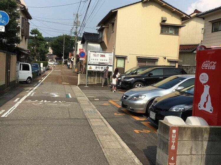 ホテル Guesthouse Hakuka