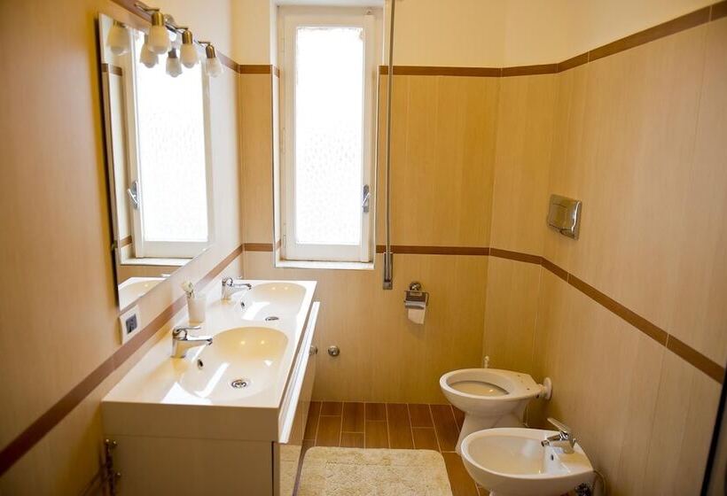 Отель I Delfini