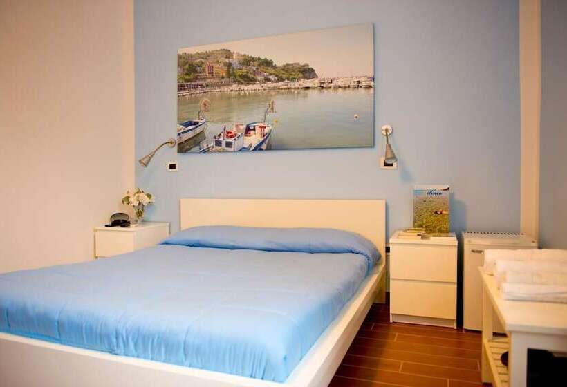 Отель I Delfini