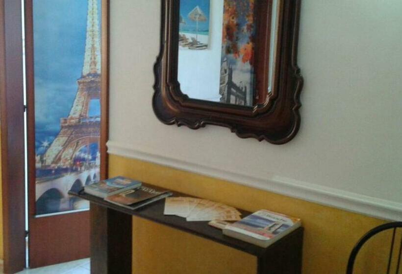 Hotel Il Tuo Letto Sullo Stretto