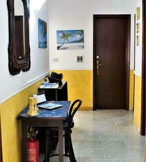 Hotel Il Tuo Letto Sullo Stretto