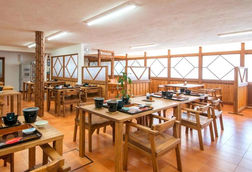 בית מלון כפרי Shiretoko Village