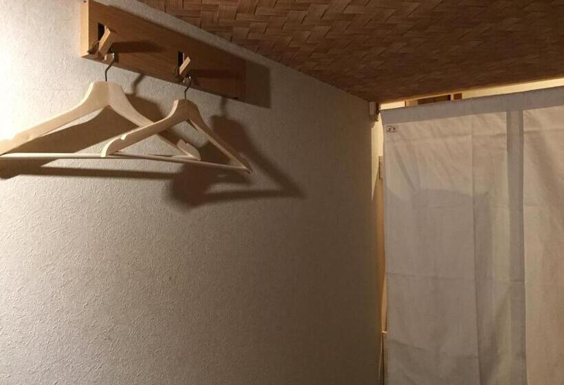 فندق Jhoppers Kumano Yunomine Guesthouse