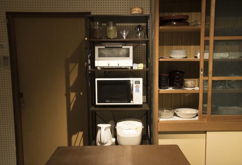 فندق Jhoppers Kumano Yunomine Guesthouse