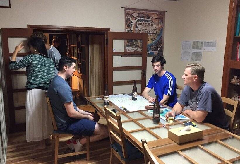 فندق Jhoppers Kumano Yunomine Guesthouse