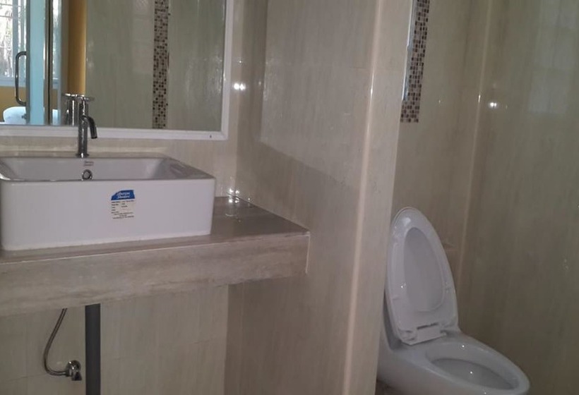 فندق Jj Beach Resort