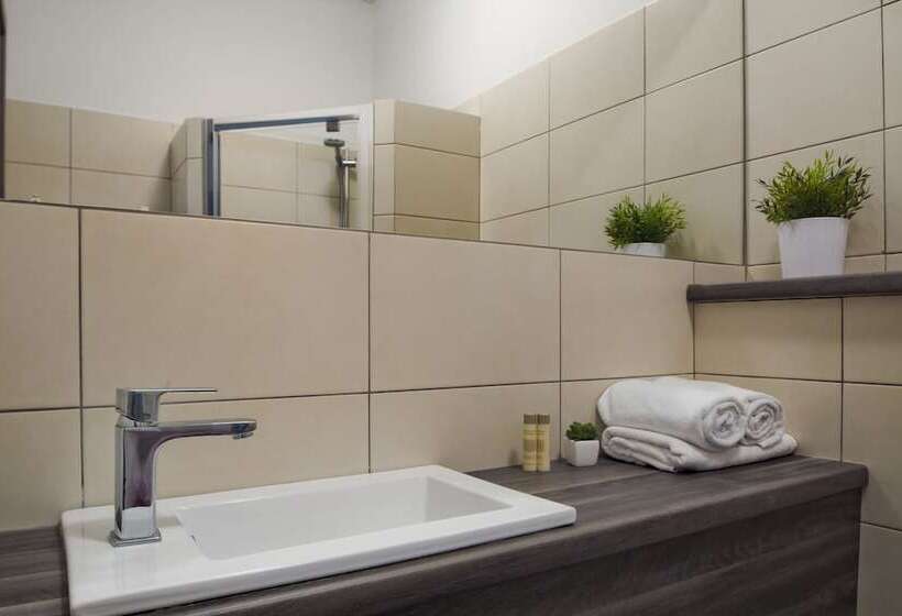 فندق Kamienica Mielno