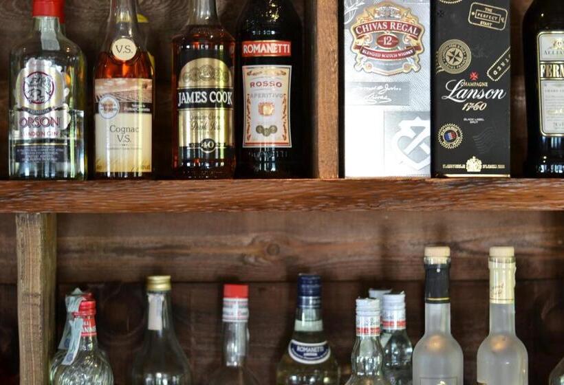 בית מלון כפרי L Millefiori Alpine Event Lodge