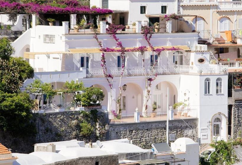 ホテル La Bizantina Luxury Villa